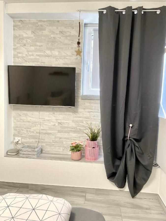 Appartamento Residenza Tulipani Losone Esterno foto